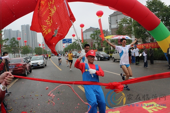 新筑璞園環(huán)五洲湖健康跑活動(dòng)