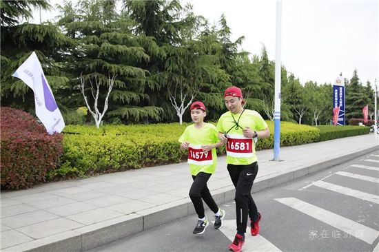 慶建黨百年，傳紅色基因 | 臨沂市第十一屆全民健身運動會暨第五屆“房源杯”萬人健步行活動圓滿舉行