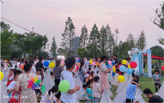 FUN享夏夜丨星光與音樂相伴，春暖花開首屆星空帳篷音樂節(jié)燃爆全城！